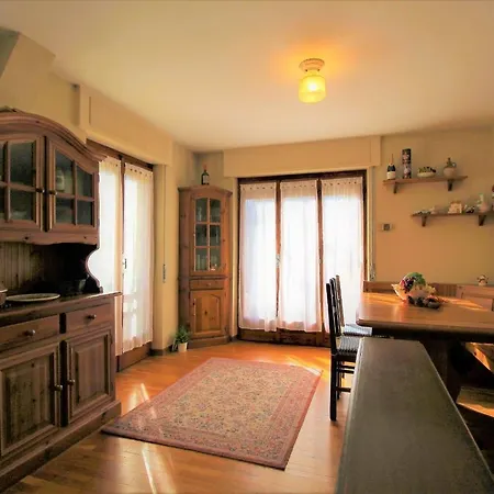Apartamento Casa La Pinella By Holiday World *